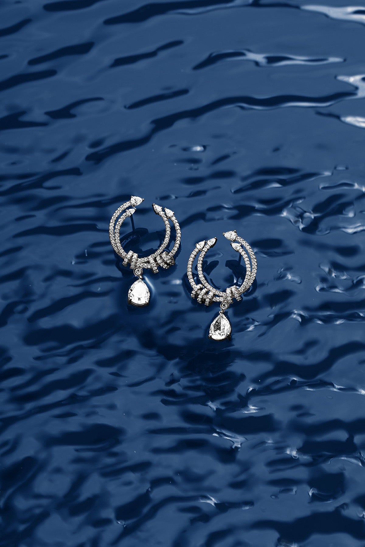 APM Monaco Earrings With Pear Stones In Silver