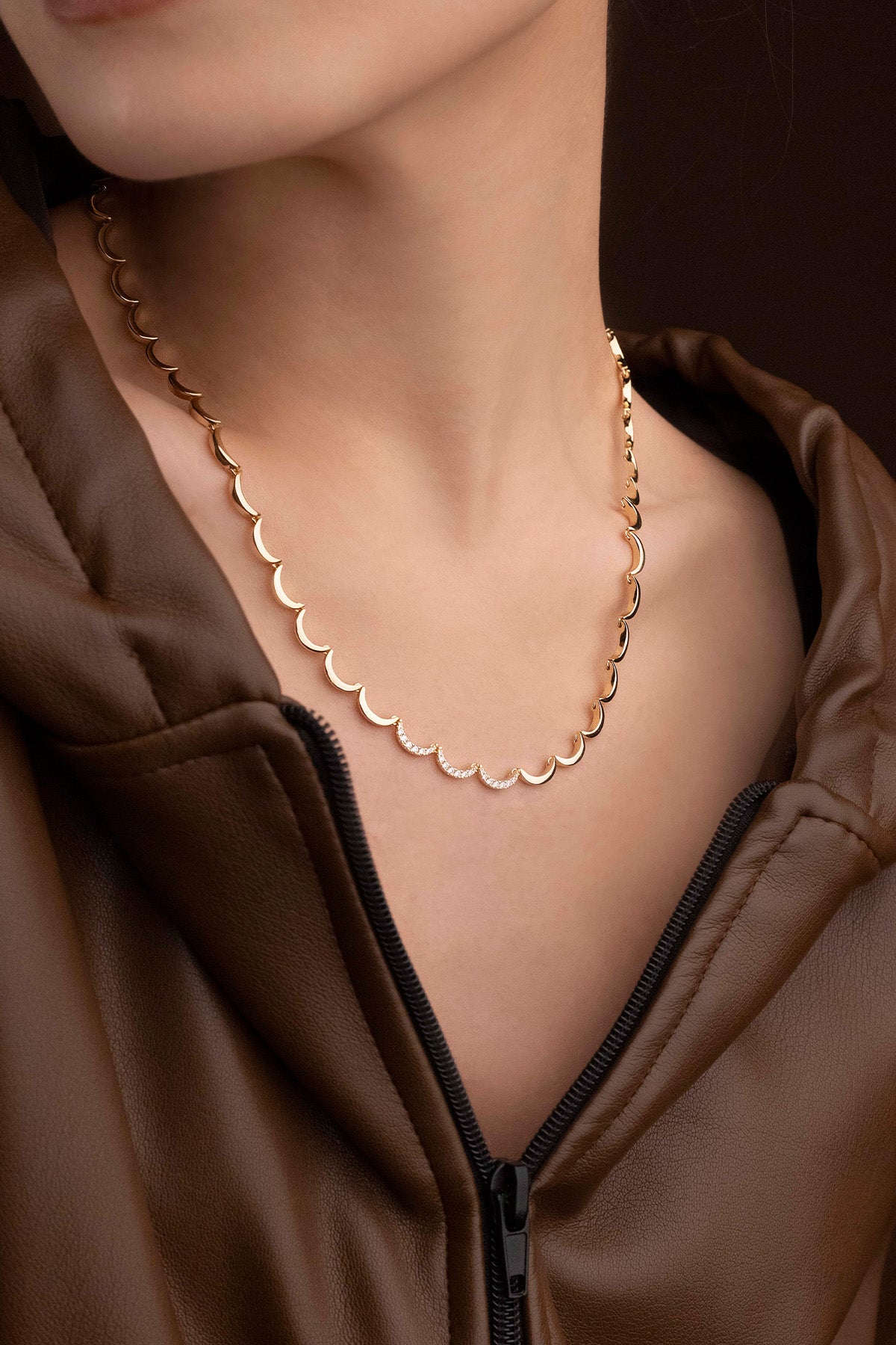 APM Monaco Wavy Gold Adjustable Necklace in Yellow Gold